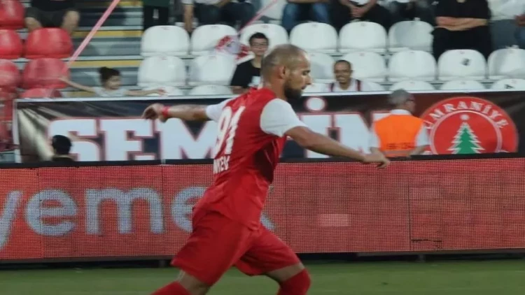 Diniyevin komandası son dəqiqə qoluna üzüldü