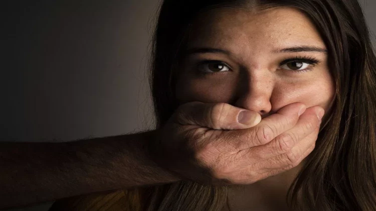 İnsan iradə azadlığına malikdirmi?