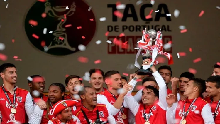 Emblemində İsa peyğəmbərin fotosu var - “Qarabağ”ın rəqibi kimdir?