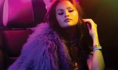 Selena sevgilisi ilə fotolarını paylaşdı