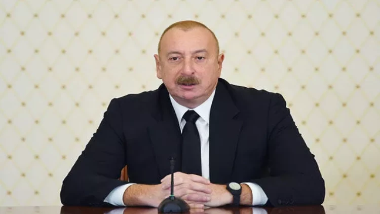 Prezidentin məmurlarla müşavirəsindən görüntülər - VİDEO