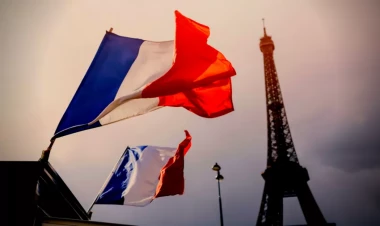 Fransada azad olmayan mətbuat – Tapdanan demokratik prinsiplər