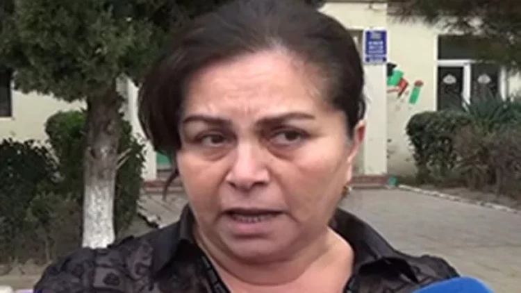 Direktor məktəbdə müəllimi döyüb? - VİDEO