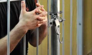 11 il əvvəl rus yeniyetməni bıçaqlayan şəxs həbs edilmədi