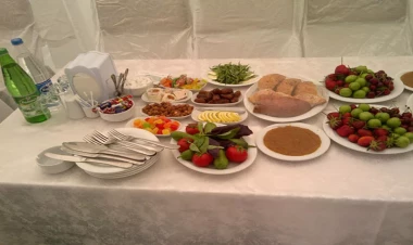 “Yas mərasimlərində yemək süfrələri qurmaq haramdır - Mübariz Qurbanlı