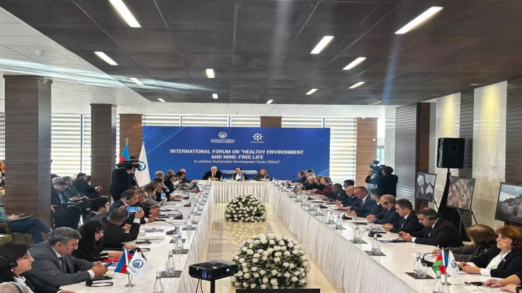 Ağdamda Forum çərçivəsində panel müzakirələri olub