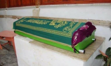 Tanınmış şairə ağır itki üz verdi - FOTO