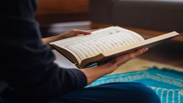 Allahın and içdiyi ata və oğul kimdir?