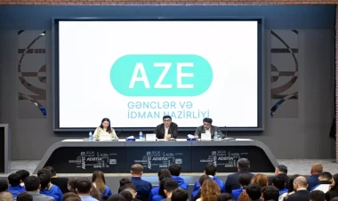 Fərid Qayıbov uğur qazanan idmançılarla görüşdü - FOTO