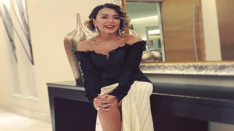 Tünzalə geyimi ilə yenidən GÜNDƏMDƏ - VİDEO