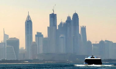 Qadın onu Dubaya aparmayan ərini öldürdü