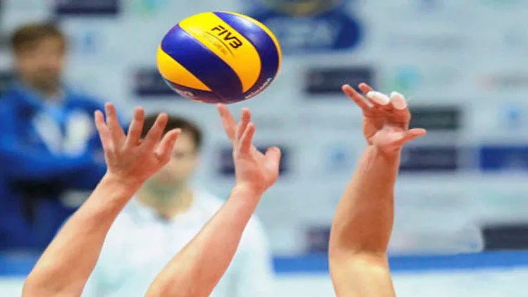Azərbaycanlı voleybolçu kritik vəziyyətdə Bakıya gətirildi - Əməliyyat edildi - FOTO