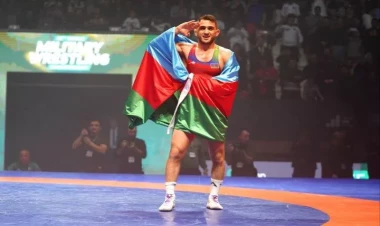 Güləşçilərimiz dünya çempionatının ilk günündə 4 qızıl medal qazanıb - YENİLƏNİB - FOTO