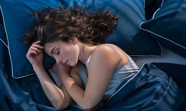 Yuxudan erkən oyana bilməməyimizə səbəb nədir? – Professordan AÇIQLAMA