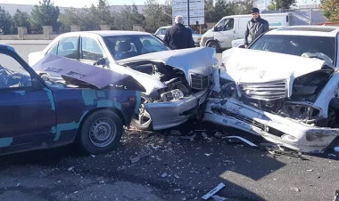 Azərbaycanda zəncirvari qəza, xəsarət alanlar var - FOTOlar