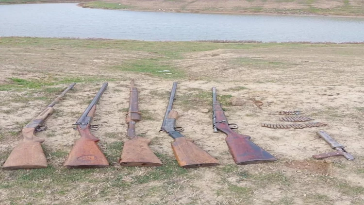 Qobustanda ƏMƏLİYYAT: Xeyli sayda silah-sursat aşkar edildi - FOTO