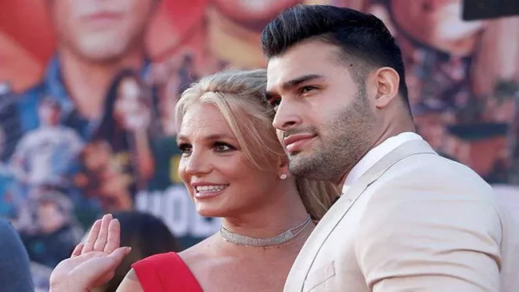 Britni Spirs yeni boşandığı əri ilə barışıb?