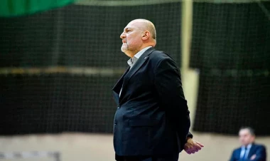 “Yeni oyunçuya ehtiyacımız var” - Baş məşqçi