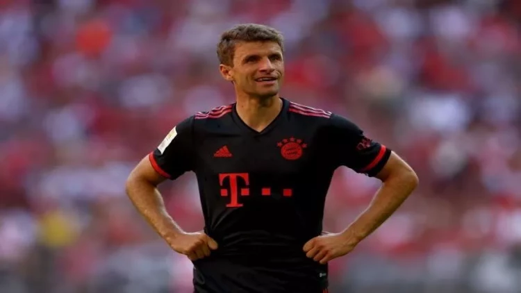 İngiltərə nəhəngi onun üçün pusquda dayanıb