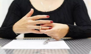 Azərbaycanda boşanmanın səbəbləri açıqlandı - SORĞU