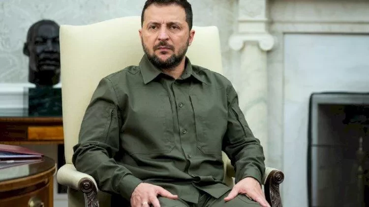 Trampla sülh təklifini müzakirəyə hazıram - Zelenski