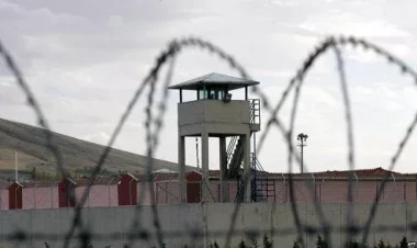 Oğlu öldürülən ana 13 il azadlıqdan məhrum edildi