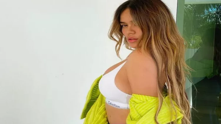 Mərasimə şəffaf libasda gəldi - 