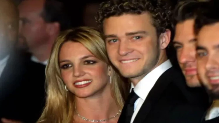 Buna görə Britni Spirsi məhkəməyə verir