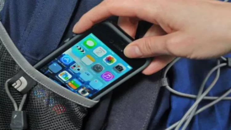 Özünü “Azəriqaz”ın əməkdaşı kimi təqdim etdi, taksi sürücüsünün telefonunu götürüb qaçdı - TƏFƏRRÜAT