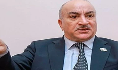 Millət vəkilindən farssayağı rəqs edən kişilərə: “Əzilib-büzülürlər”