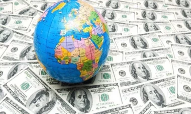 Dünya ölkələri borc içində batır - 307 trilyon dolları ötdü