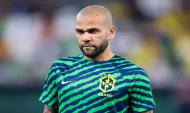 Alves məhkəmədə qalib gəldi