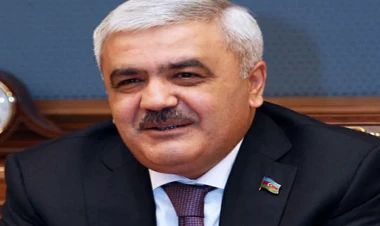 Rövnəq Abdullayev De Byazinin millidə qalmasından danışdı