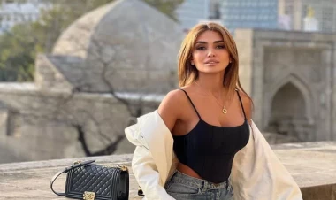 Pərvin məscidə gedib dua etdi - FOTO