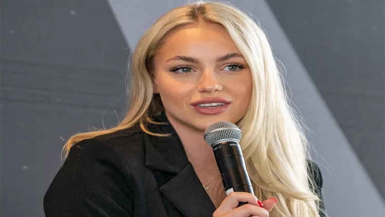 Qadın futbolçunun Mbappedən qəribə istəyi... - FOTOlar