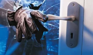 Bakıda 80 min manatlıq OĞURLUQ - Saxlanılanlar var