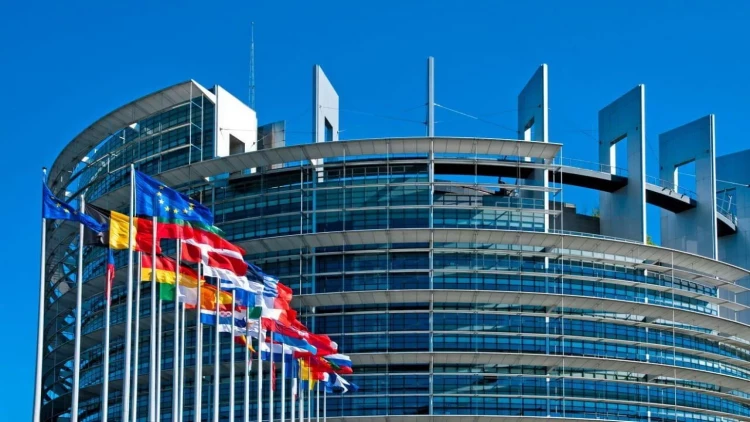 Qərb ölkələri Cənubi Qafqazda özünə təsir dairəsi yaratmağa çalışır