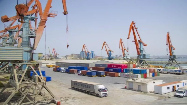 Qazaxıstan ilin sonunadək Bakı limanına bu qədər neft göndərəcək