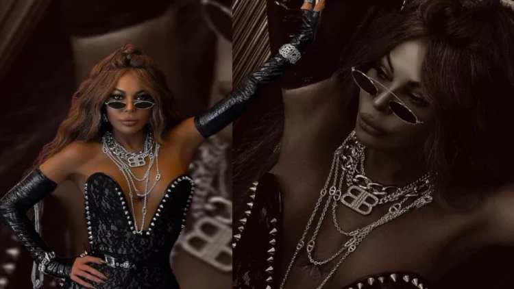 Aygün Kazımova dekoltesi ilə diqqət çəkdi - FOTOlar