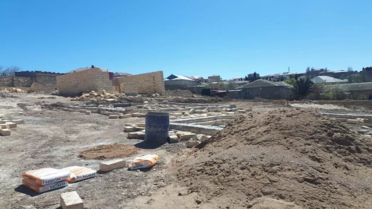 Masazırda göl qurudularaq yerində evlər tikilib - Həmin ərazini yenidən su basa bilər - FOTO