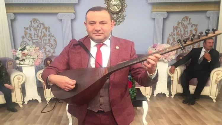 Aşıq Namiq parkda DÖYÜLDÜ - Səbəb təəccübləndirir