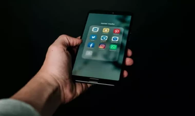 “WhatsApp”dan YENİLİK – Zənglər zamanı...