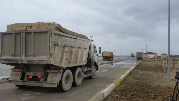 Bakıda DƏHŞƏTLİ GECƏ: Ölümlə üz-üzə qaldılar - FOTO