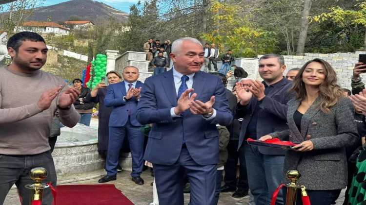 Laçında kinoteatr binasının açılışı olub - FOTO