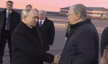 Putin də Qazaxıstanda səfərdədir