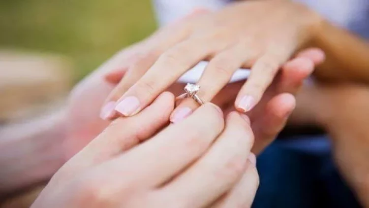 Tanınmış xalq artistindən evlilik təklifinə cavab - Guya mən...