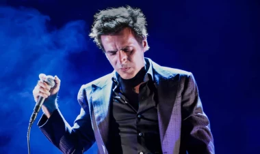 Məşhur müğənninin intim suala cavabı hər kəsi heyrətləndirdi - FOTO