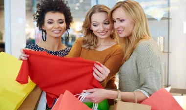 Həmişə dəbdə olan geyimlər AÇIQLANDI - FOTO