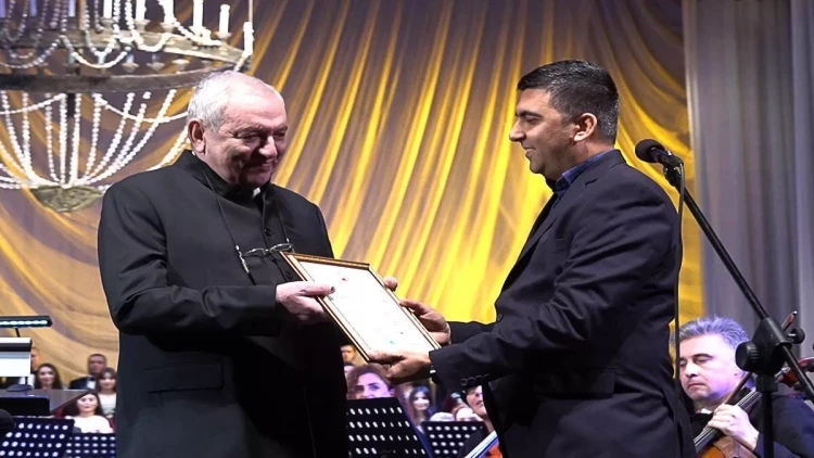 Cavanşir Cəfərovun 70 illik yubileyinə həsr olunmuş gecə keçirildi - FOTO