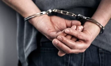 Hər gecə 102-yə zəng edən şəxs həbs edildi